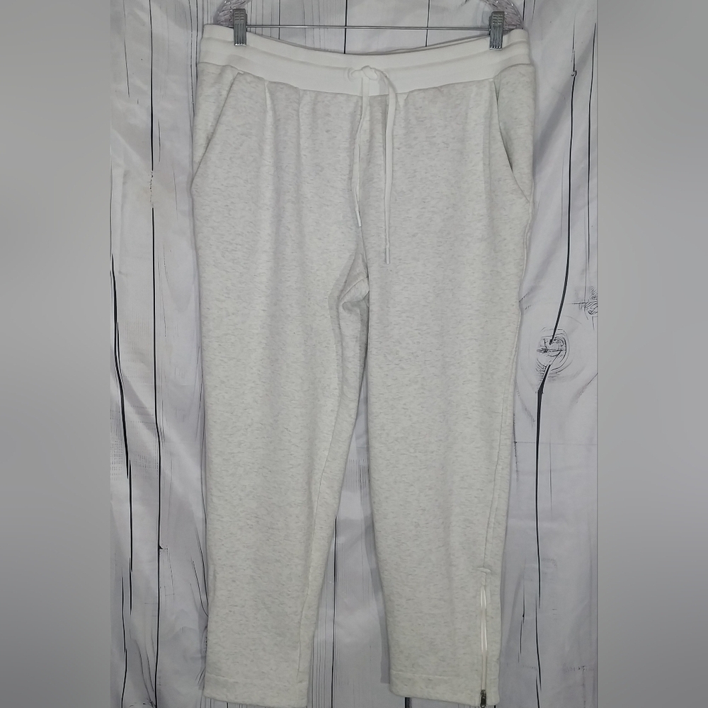 Athleta Cozy Karma Zip Warm Cozy Soft Fog Grey Heather Joggers